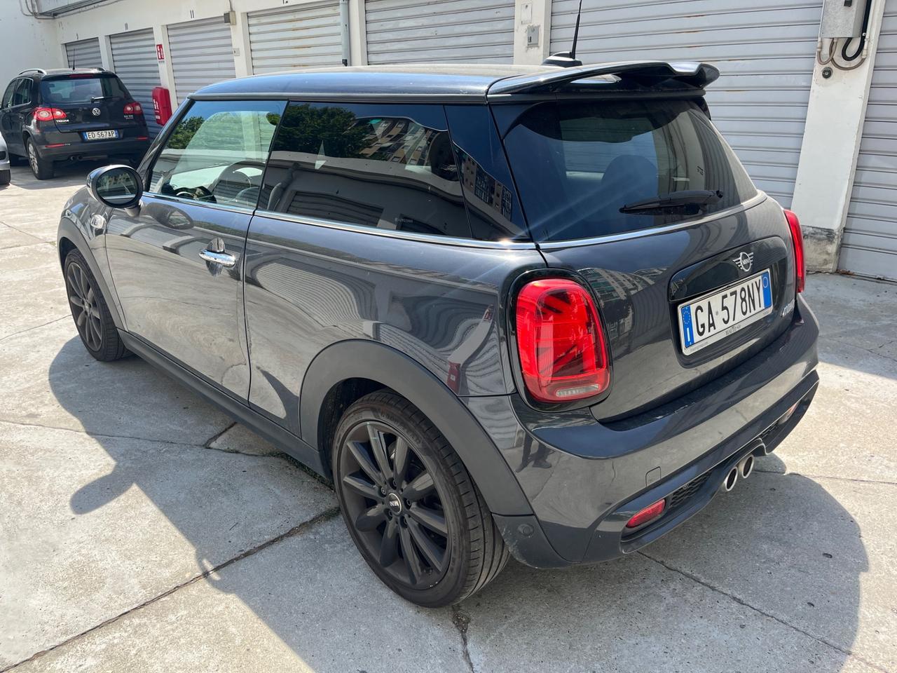 Mini 2.0 Cooper S 192CV Da VETRINA