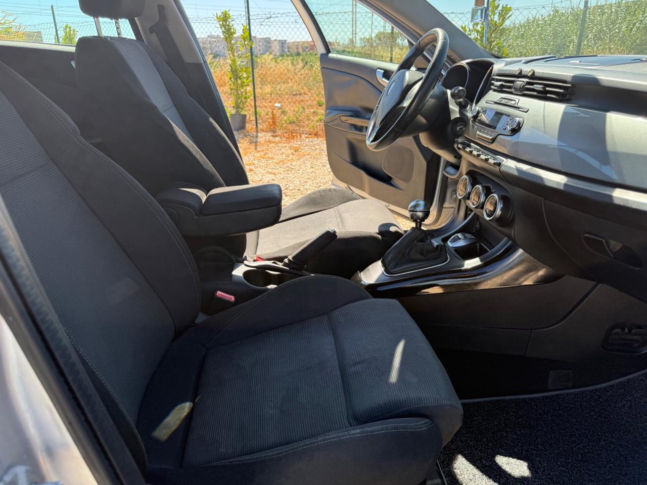 Alfa Giulietta 1.4 Turbo METANO 3.690€