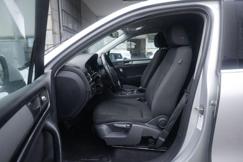 Volkswagen Touareg Touareg 3.0 V6 tdi Executive GANCIO TRAINO tiptronic Unicoproprietario