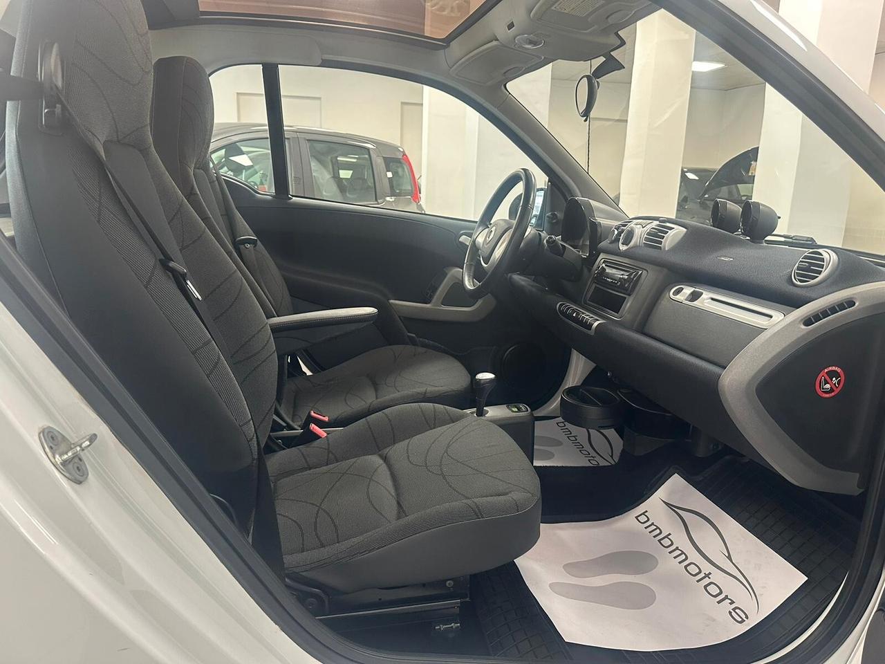 Smart ForTwo 1000 52 kW MHD coupé passion