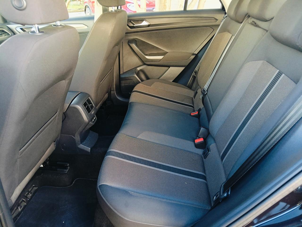 Volkswagen T-Roc 2.0 TDI 115cv SCR Business BlueMotion Technology