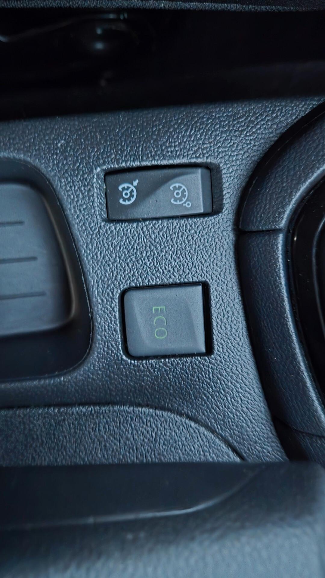 Renault Clio TCe 12V 100 CV GPL 5 porte Intens