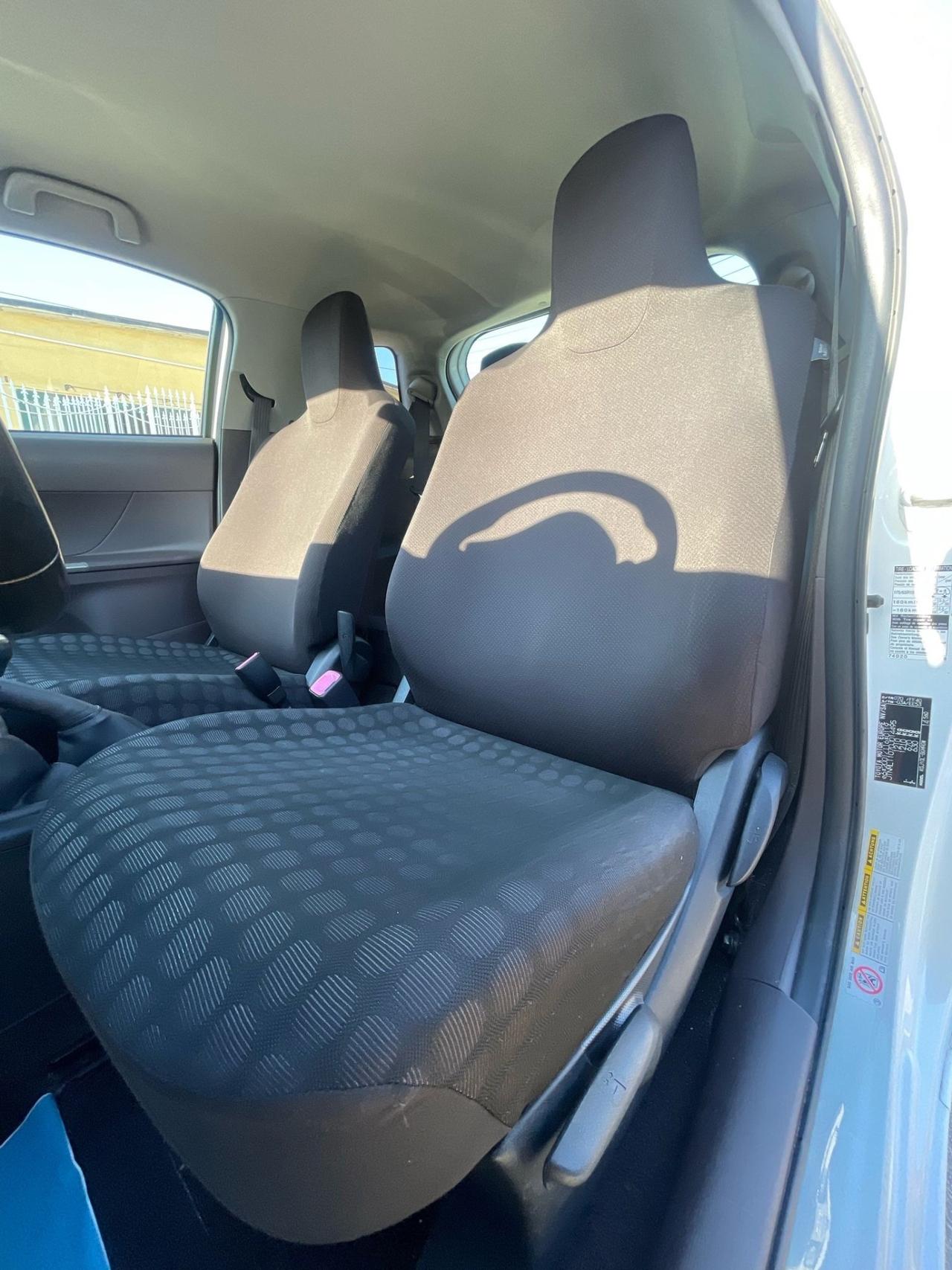 Toyota iQ 1.0