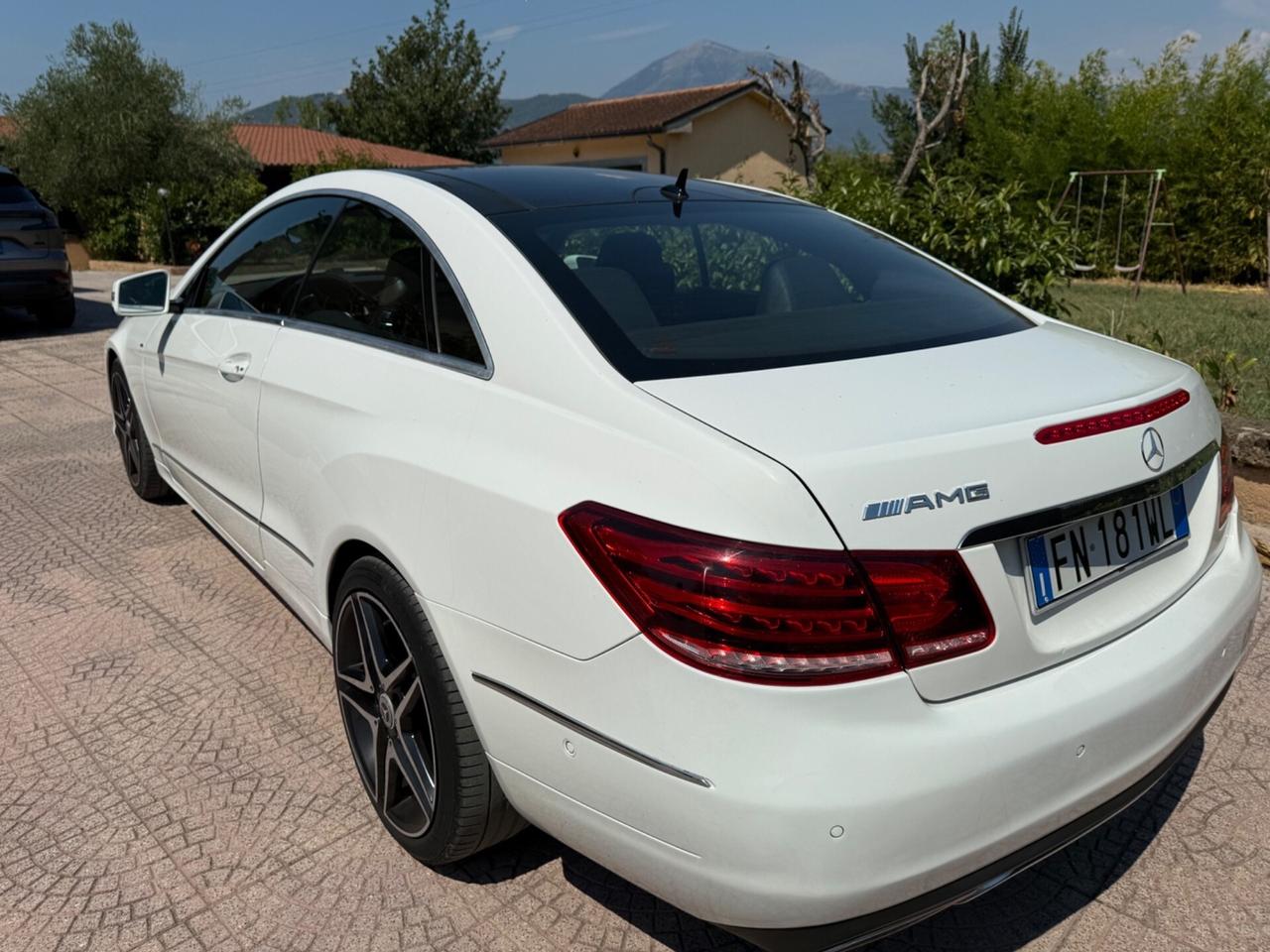 Mercedes-benz E COUPE AMG Premium 2.2cc cdi