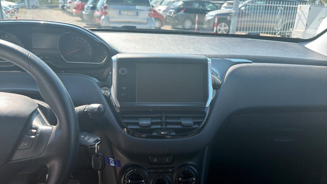 Peugeot 208 1.2 VTi 82 CV 5 porte Access