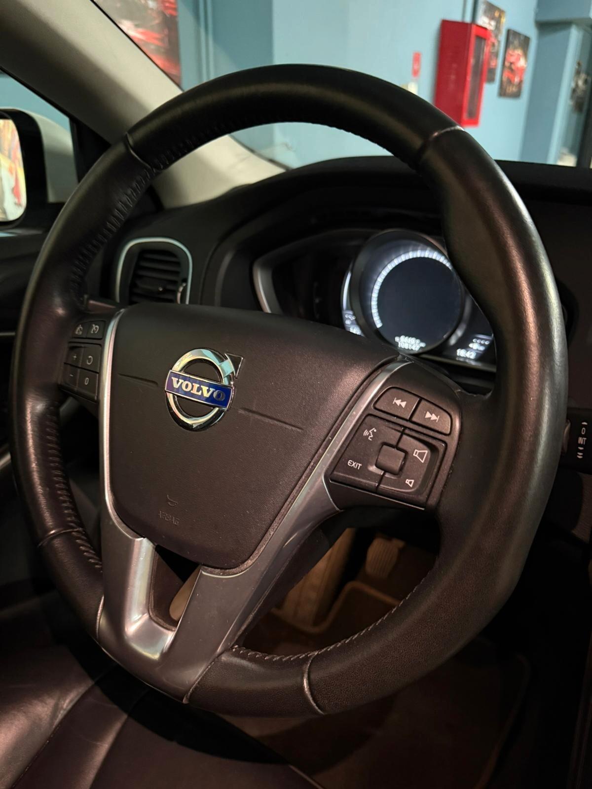 V40 OCEAN RACE EURO6 2000CC 120CV