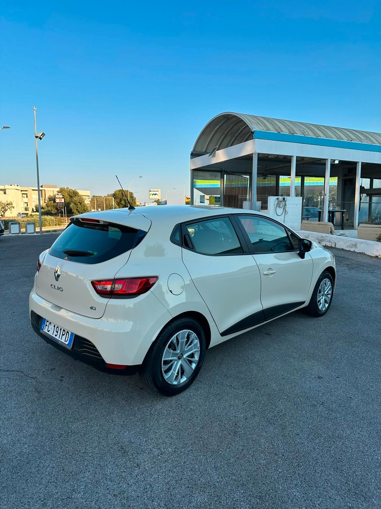 Renault Clio dCi 8V 75CV Start&Stop 5 porte Energy Zen