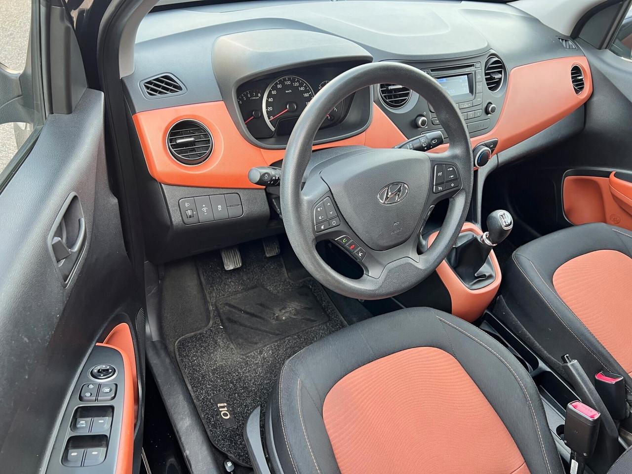 Hyundai i10 1.0 Benz. Comfort CLIMA/PDC/TEL. PERFETTA