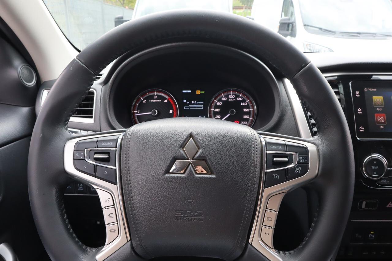 L200 2.3 Double-Cab Gancio traino Camera