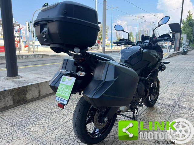 KAWASAKI Versys 650 grand tourer