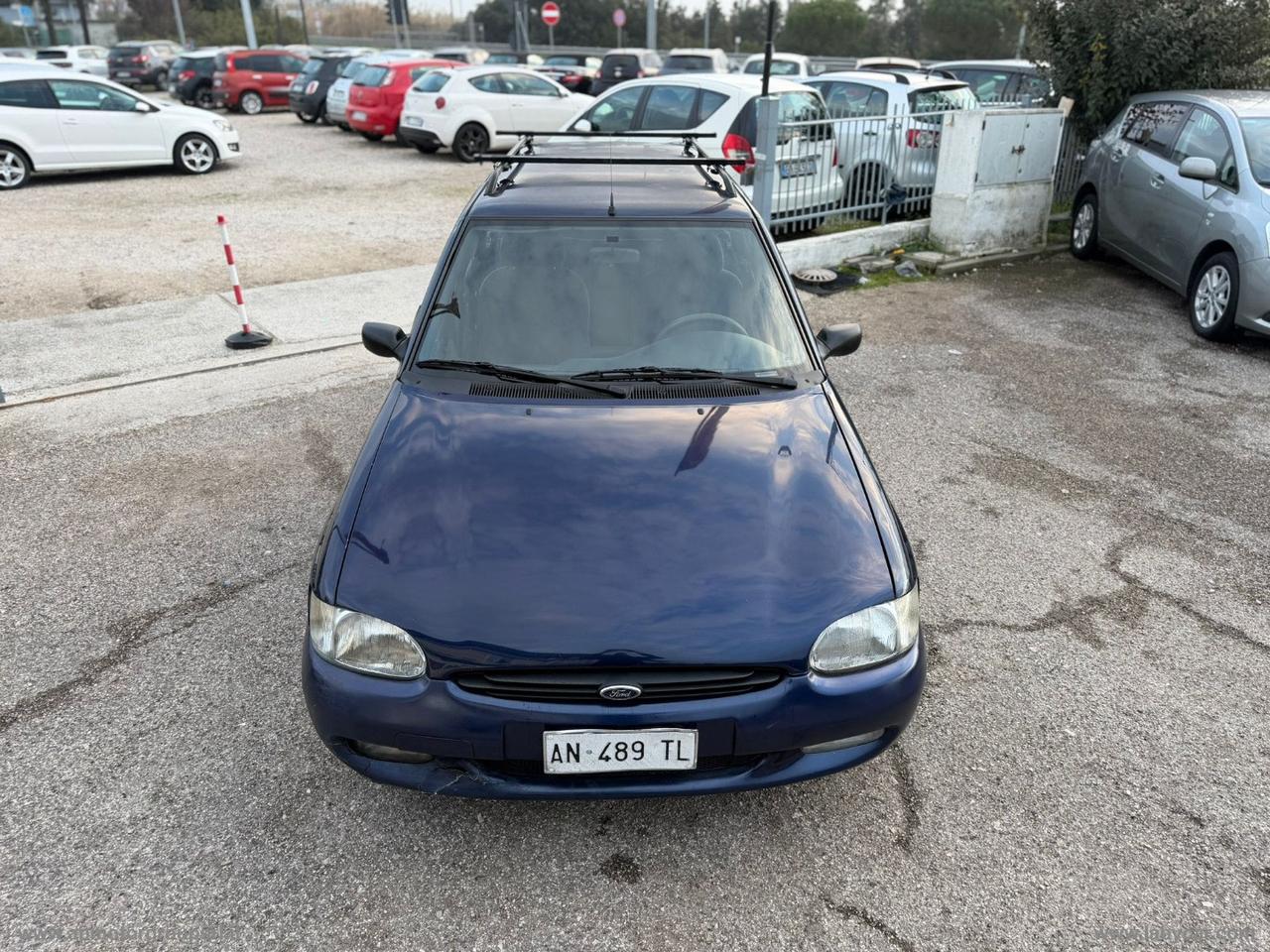 FORD Escort 1.6I 16V SW GHIA