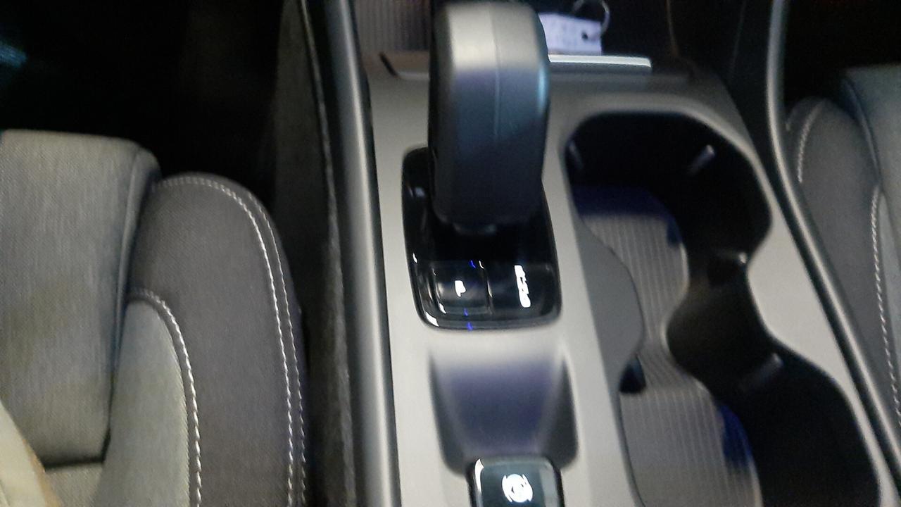 Volvo XC40 T5 Recharge Plug-in Hybrid automatico Core