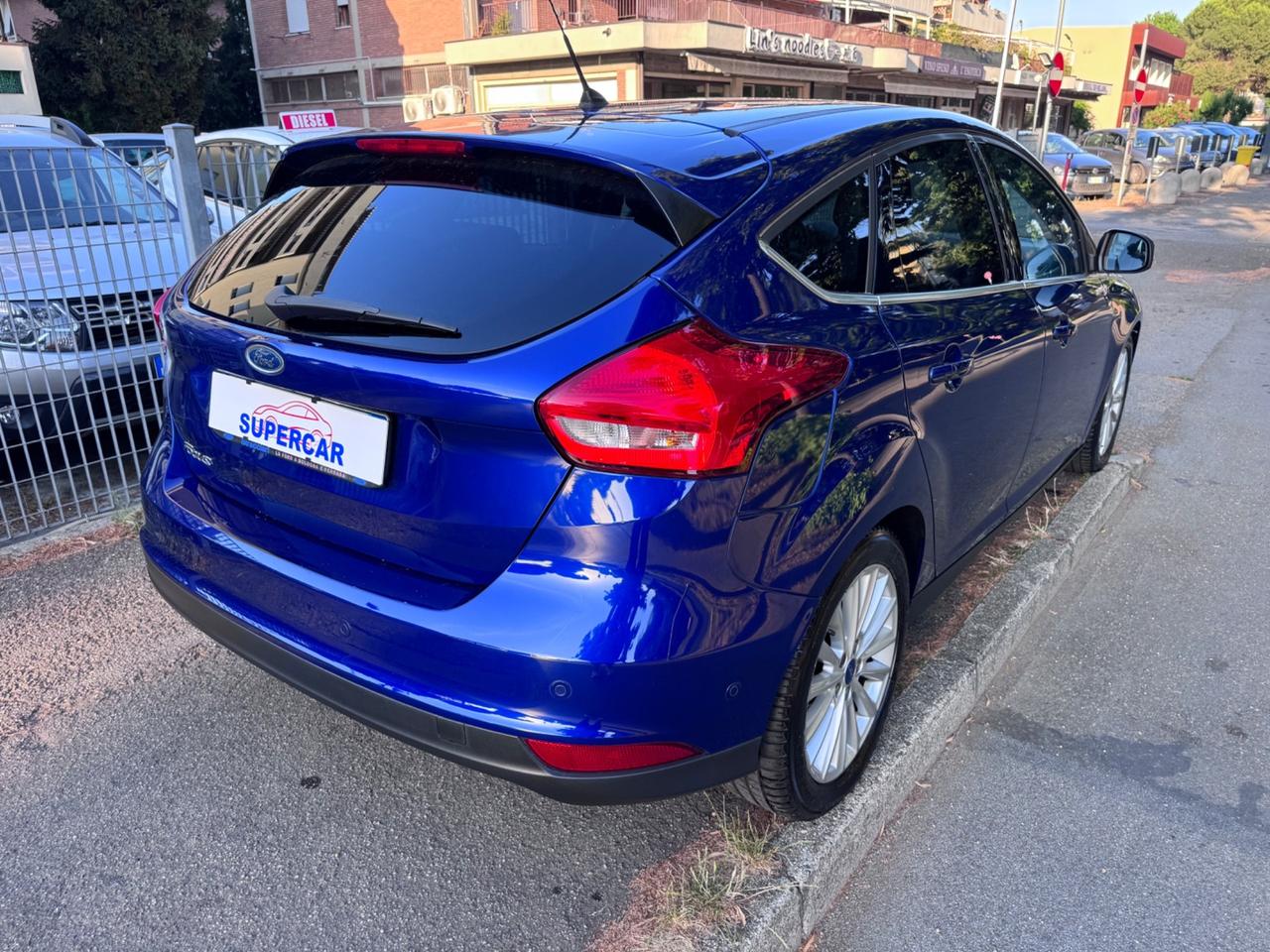 Ford Focus 1.5 TDCi 120 CV neopaten garanzia 12 mesi