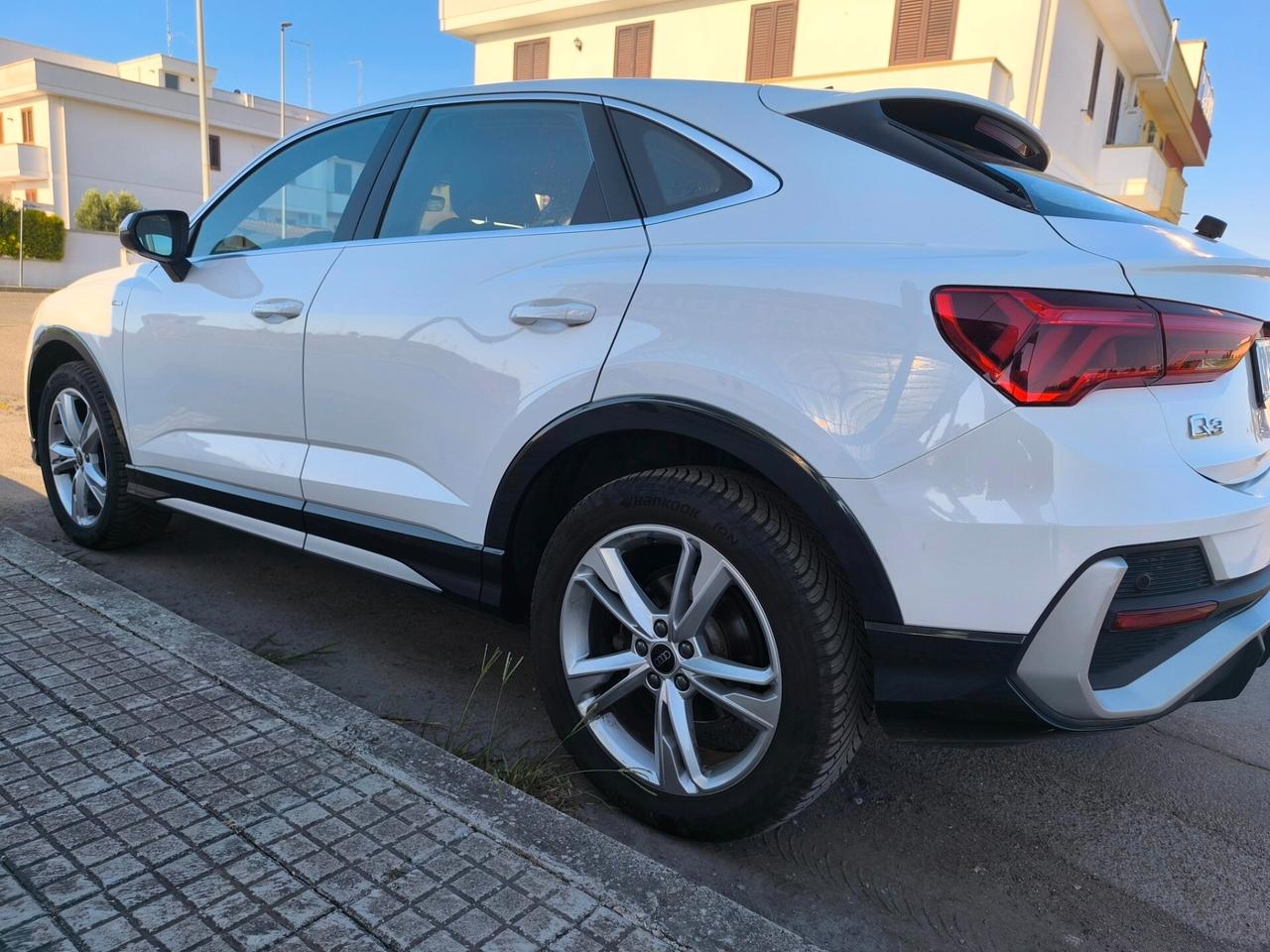 AUDI Q3 SPORTBACK S-LINE INTERNO ESTERNO 2.0 TDI 150cv 07/2