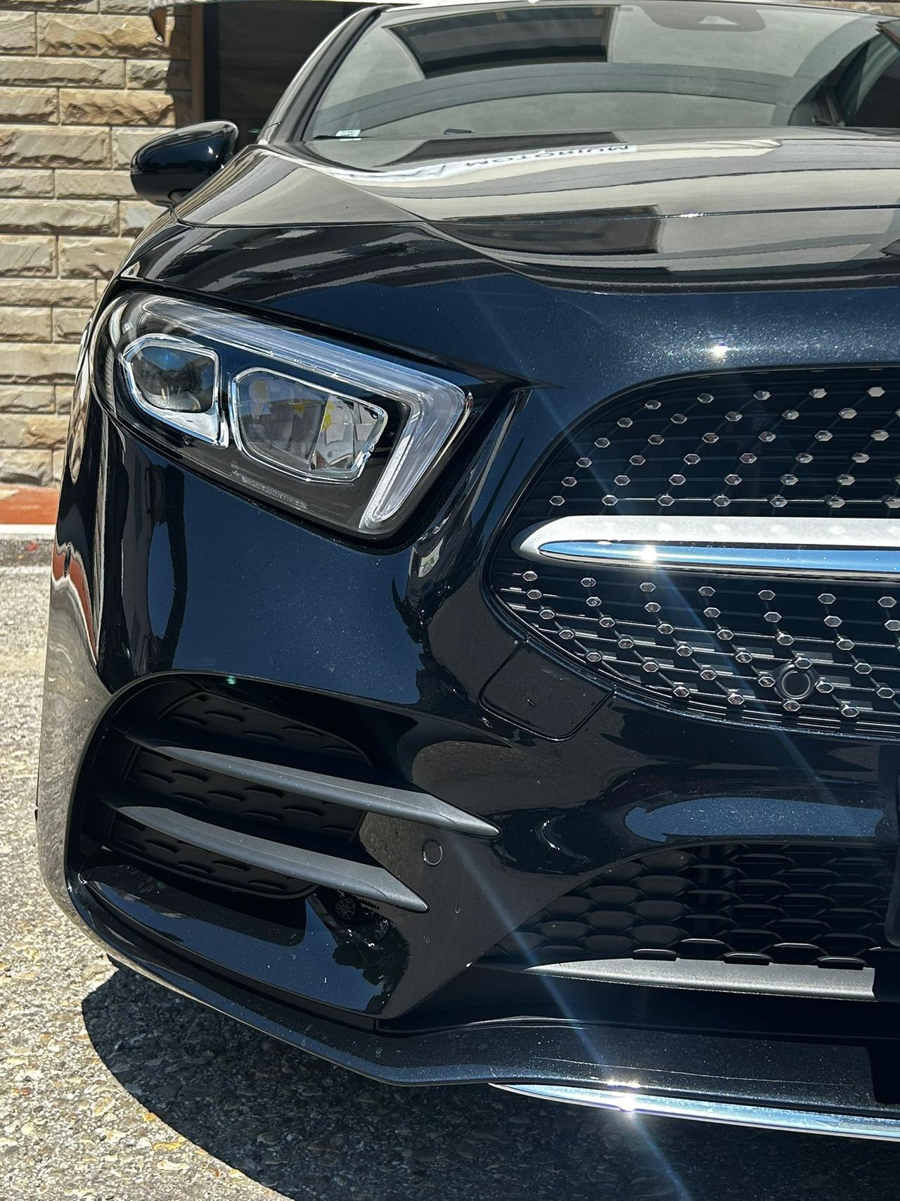 Mercedes-Benz A 180 Premium AMG