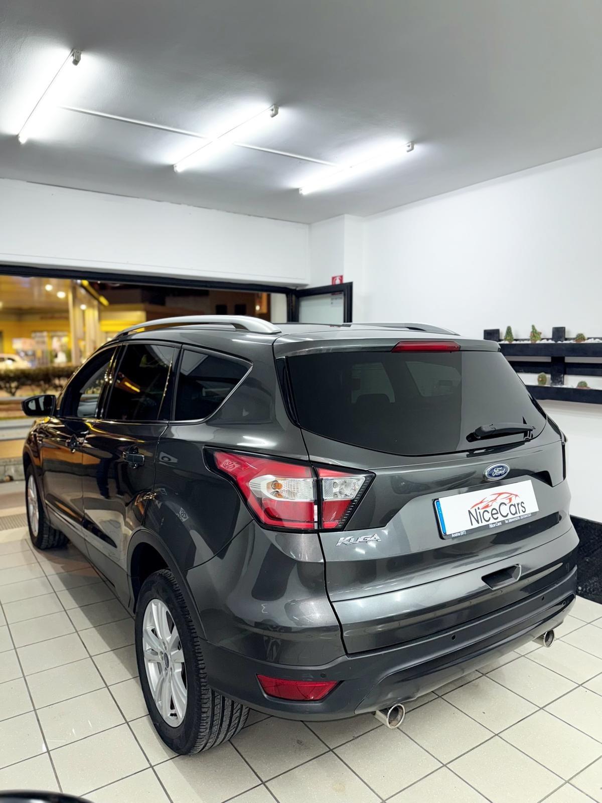 Ford Kuga 1.5 TDCI 120 CV S&S 2WD Titanium