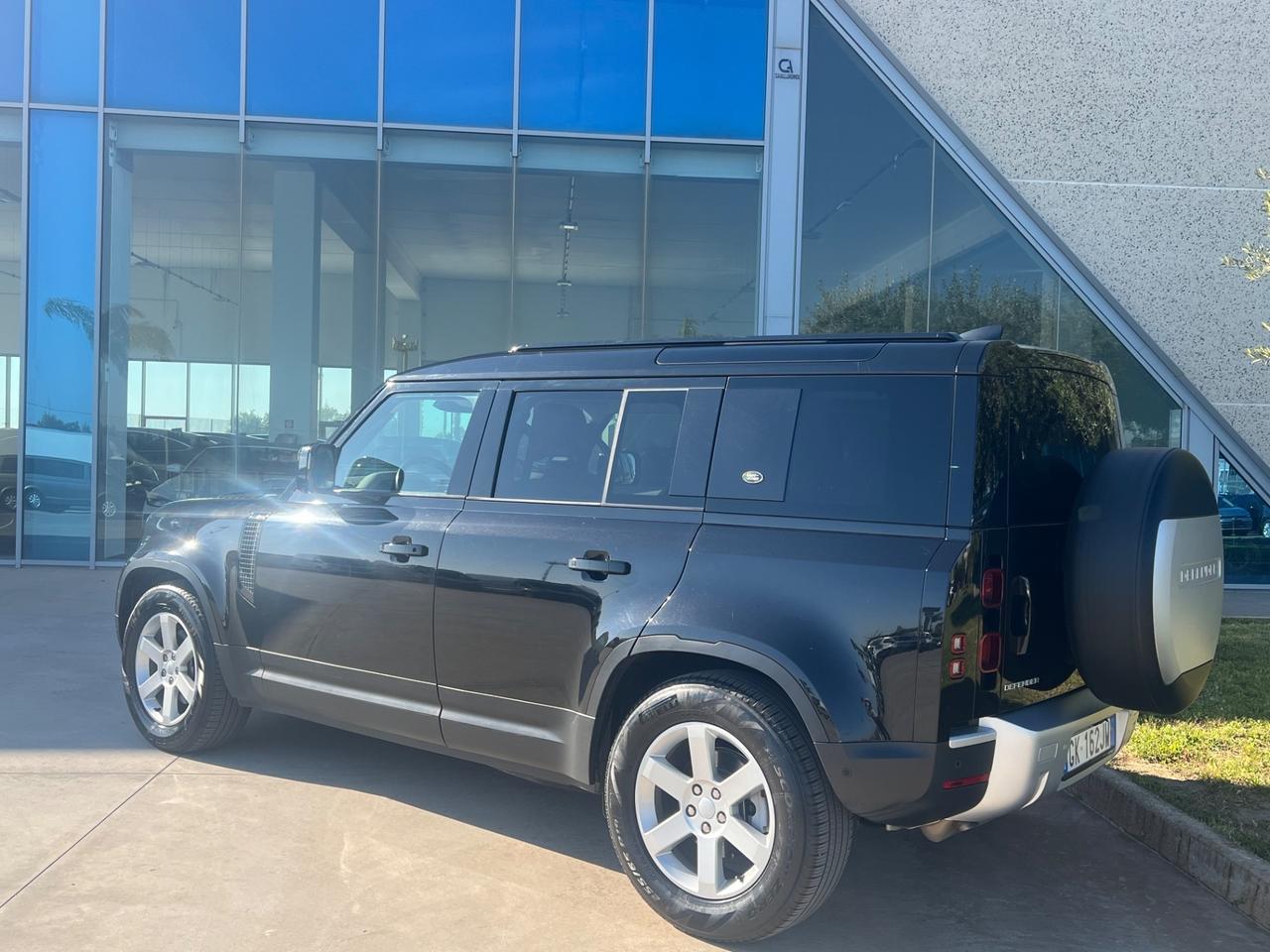 Land Rover Defender 110 3.0D I6 200 CV AWD Auto SE AUTOCARRO N1