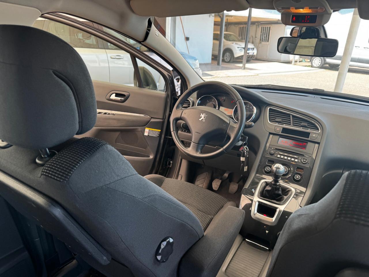 Peugeot 5008 1.6 HDi 115CV Access 7 POSTI - 2013