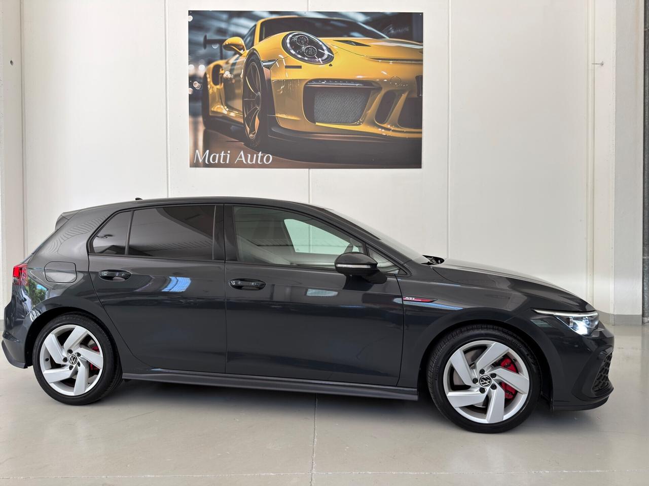 Volkswagen Golf GTI 2.0 TSI DSG 245cv