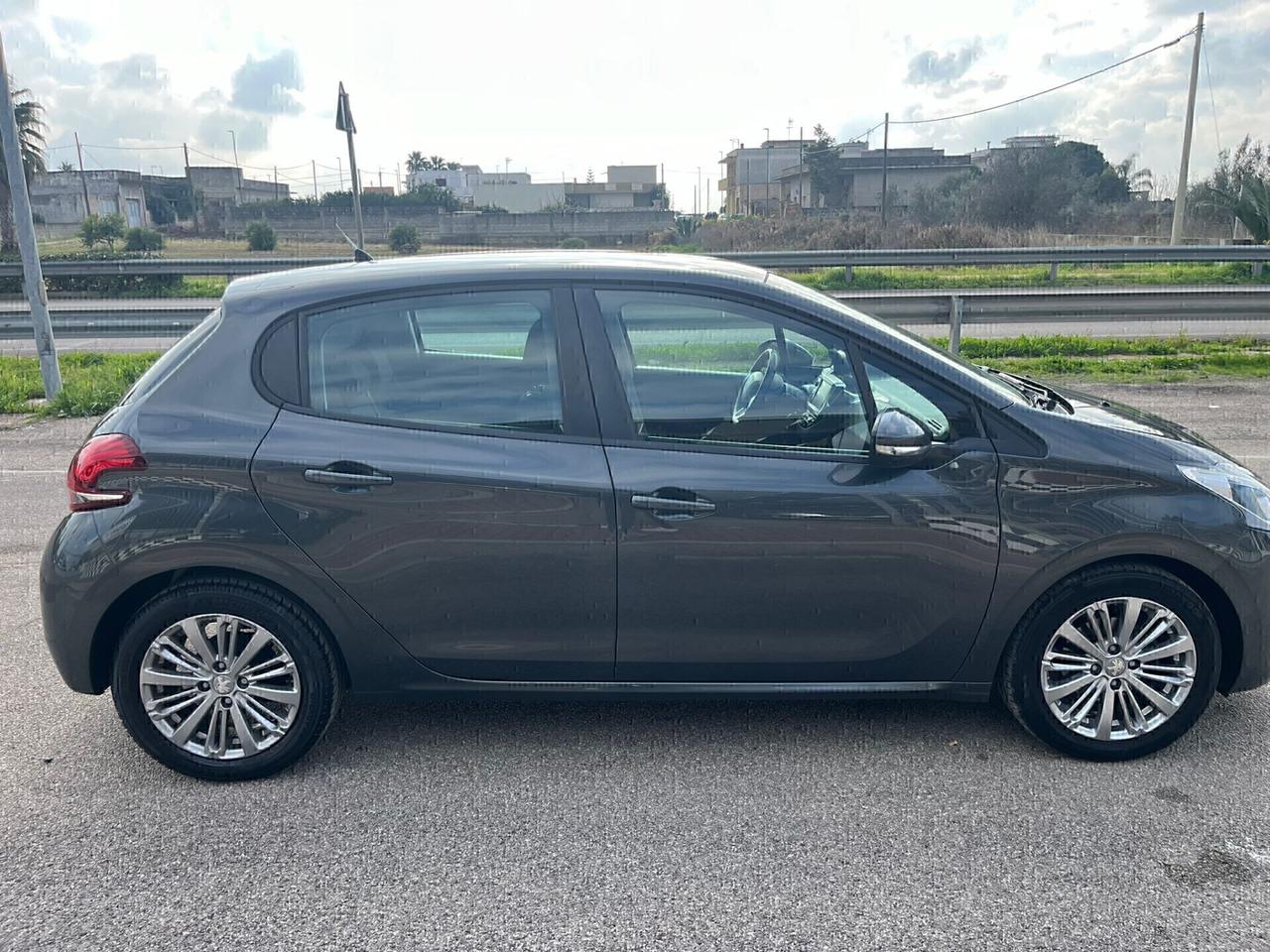 Peugeot 208 BlueHDi 75 5 porte Allure Unipro 2016