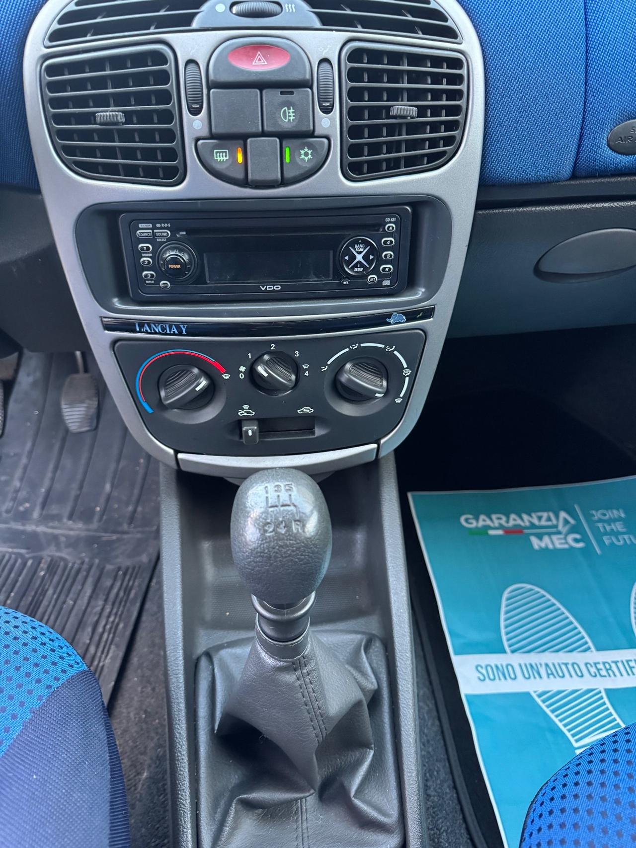 Lancia Y 1.2 60 cv benz Elefantino Blu