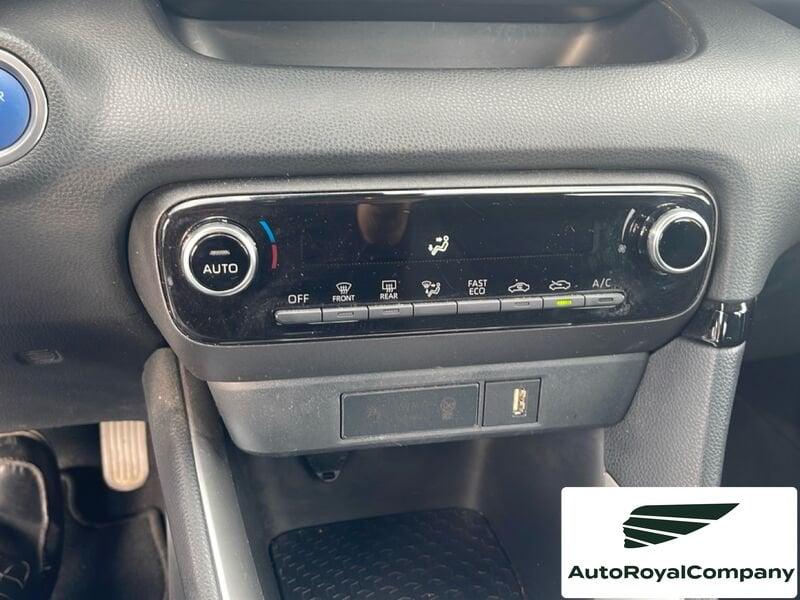 Toyota Yaris Hybrid Trend MY22 IVA ESPOSTA