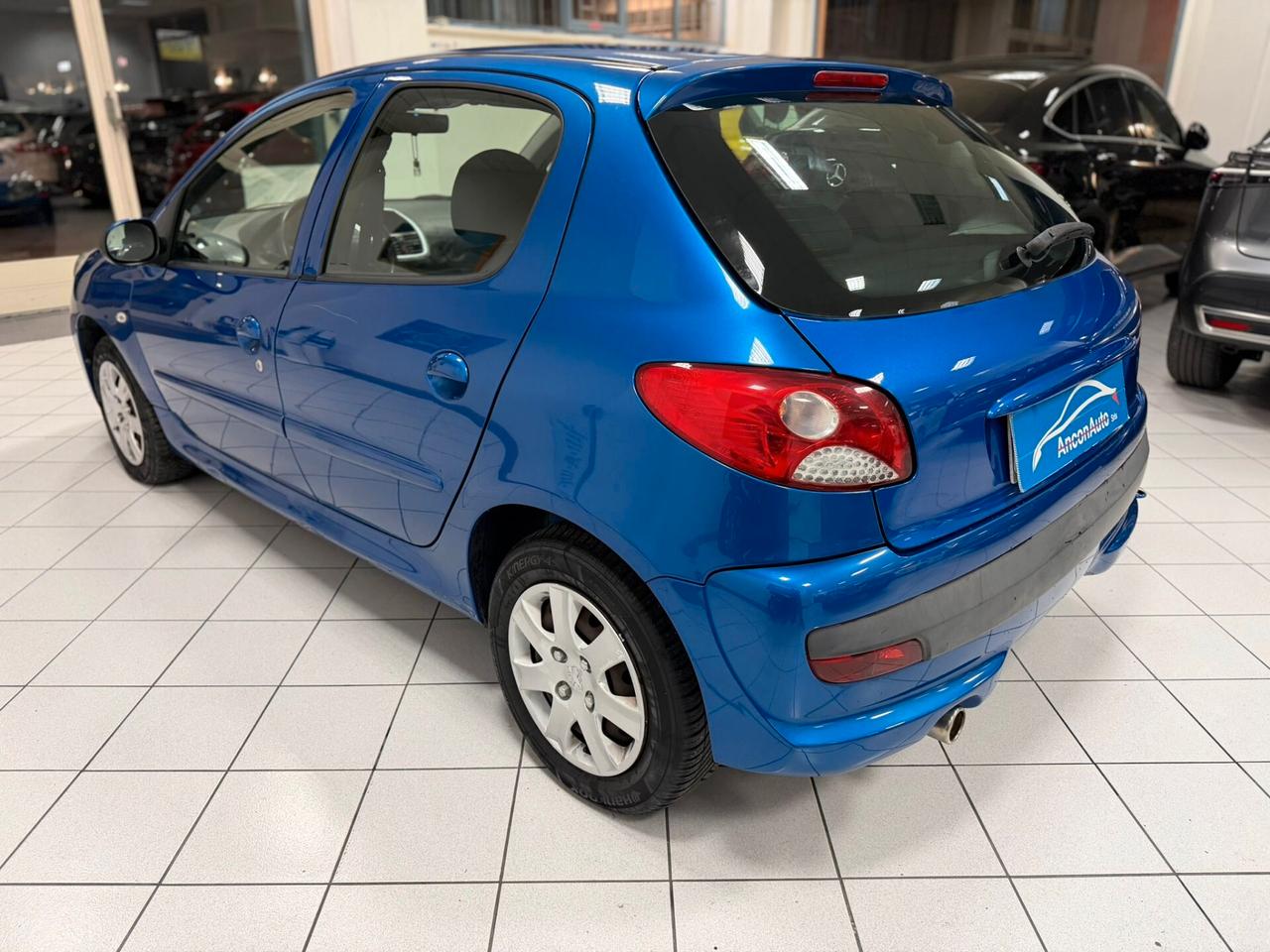 Peugeot 206 1.1B 92.000KM 2009