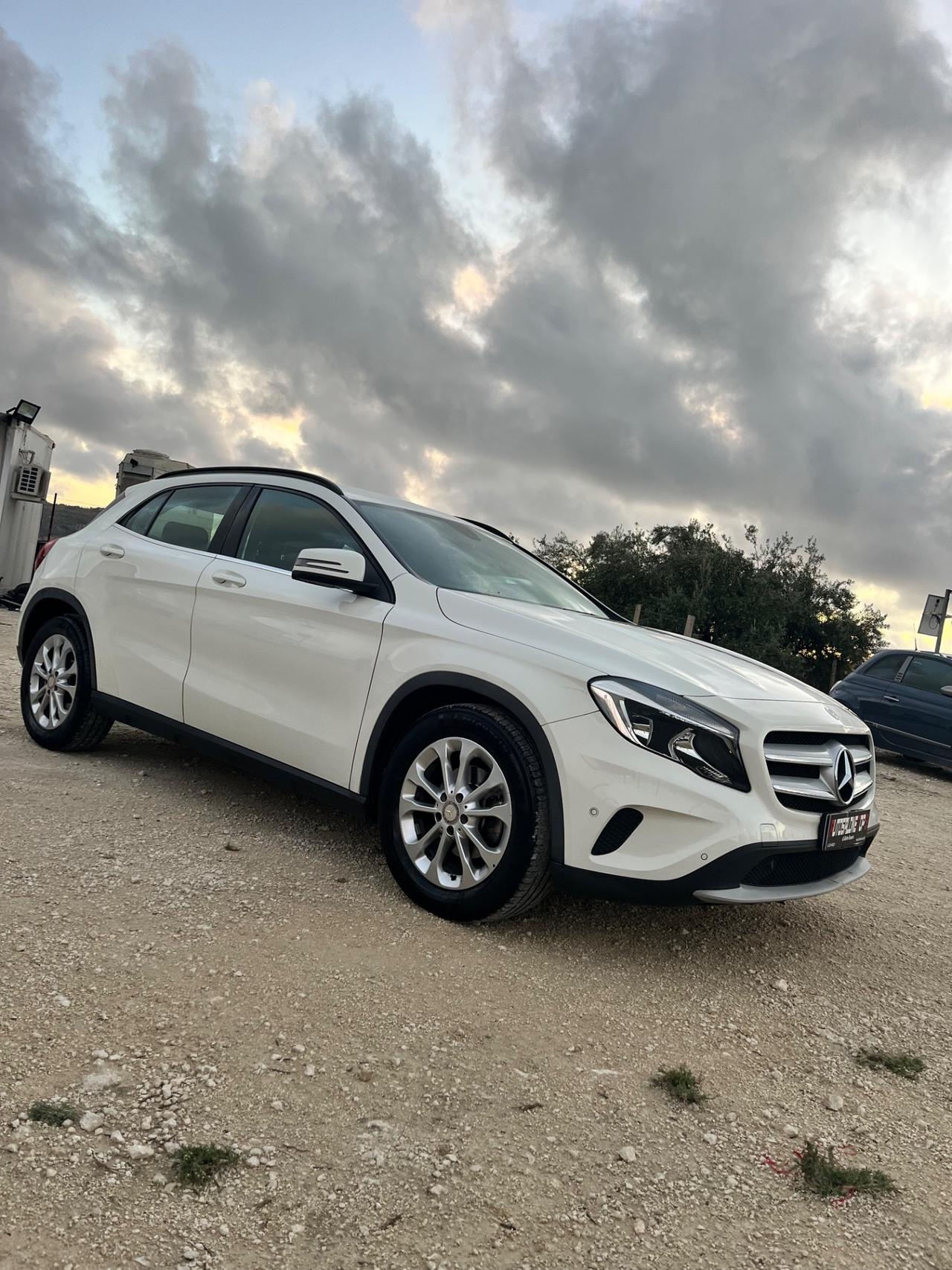 Mercedes-benz GLA 200 d Sport