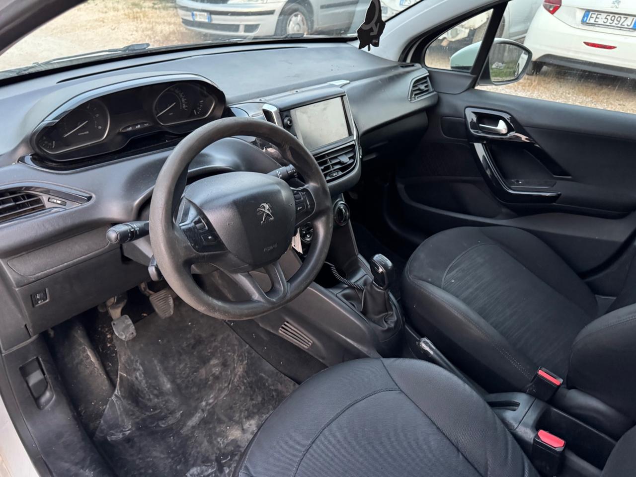 Peugeot 208 1.6BlueHdi 75cv VAN 2 Posti
