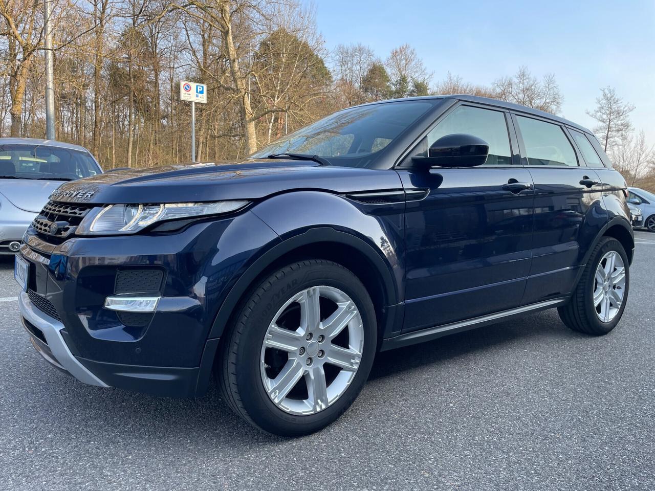 Range Rover Evoque 2.2 TD4 5p. Cerchi*Tetto*Automatik*GANCIO TRAINO*
