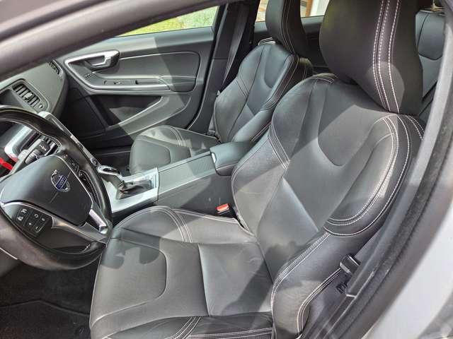 Volvo V60 V60 I 2014 2.0 d2 Momentum geartronic