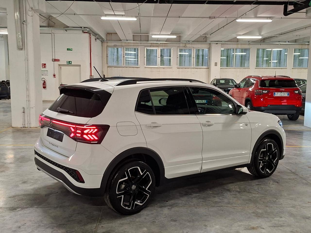 Volkswagen T-Cross 1000 TSI 116CV R-Line Plus Km.0