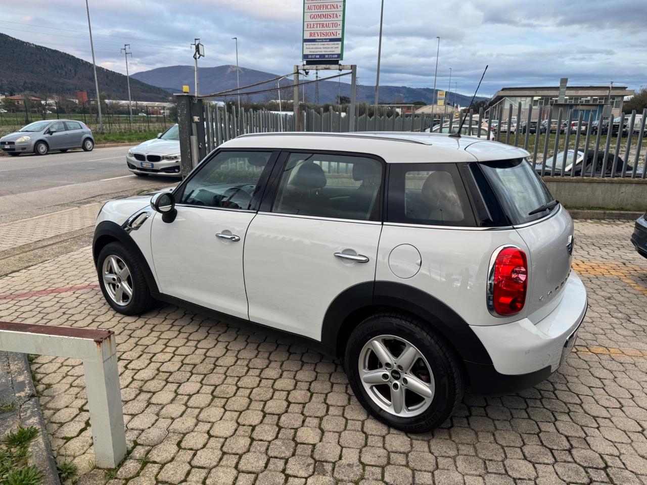 Mini Cooper Countryman 1.6 One