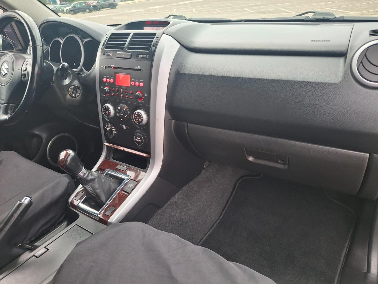 Suzuki Grand Vitara 1.9 DDiS-5 Porte-Executive-Pelle-