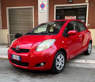 Toyota Yaris 1.0 5 porte Now