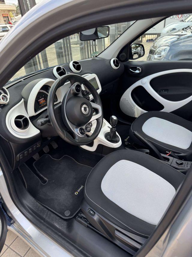 SMART ForFour 0.9 t Passion 90cv Navi cabrio