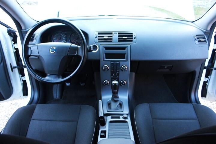 Volvo V50 1.6 d2 Polar 115cv CROSSOVER STUPENDO COME DA FOTO REALE UNICO UTILIZZATORE CLIMA AUT. CERCHI IN LEG