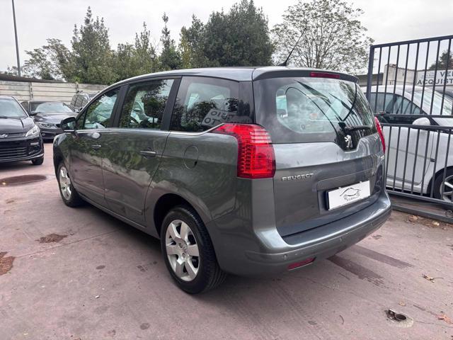 PEUGEOT 5008 1.6 HDi 112CV Business