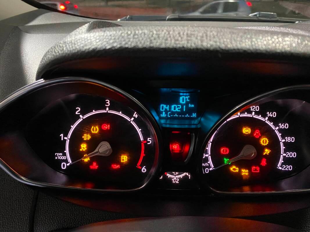 Ford EcoSport 1.5 tdci Titanium 95cv E6