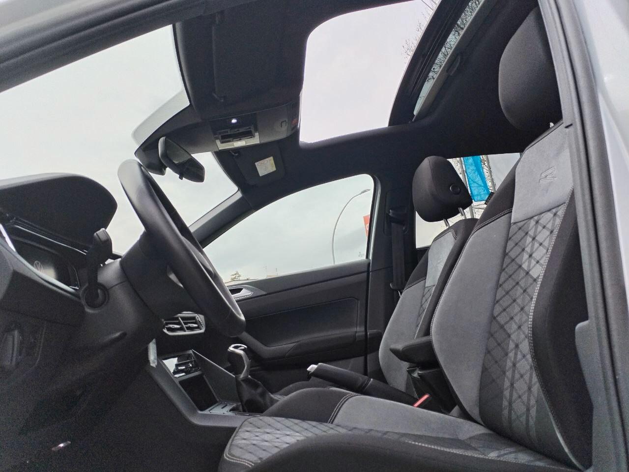 Volkswagen Taigo 1.0 TSI 115 CV R-Line