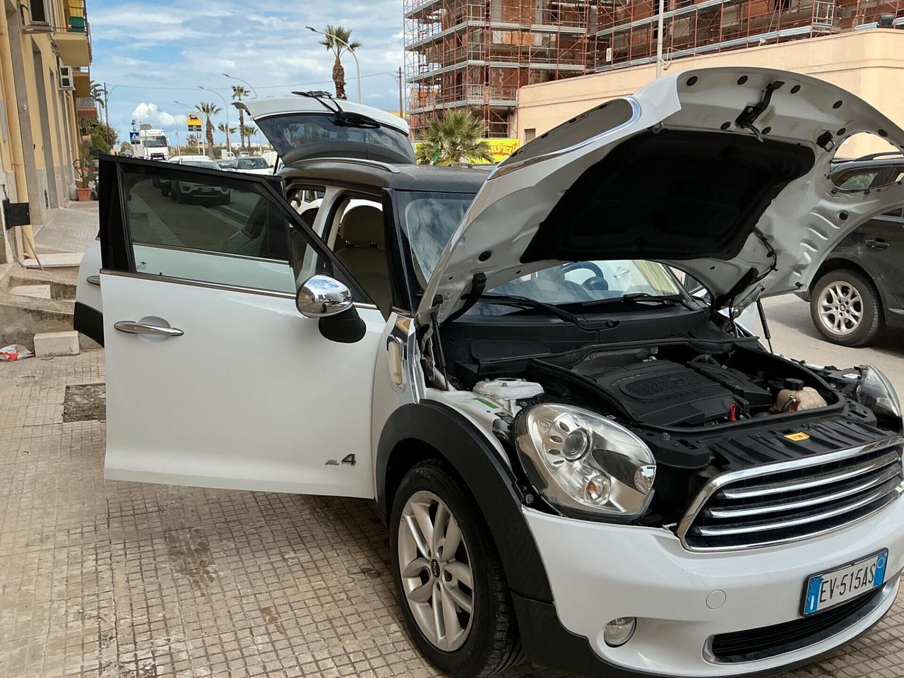 Mini Cooper D Countryman 2.0 ALL4 Automatica