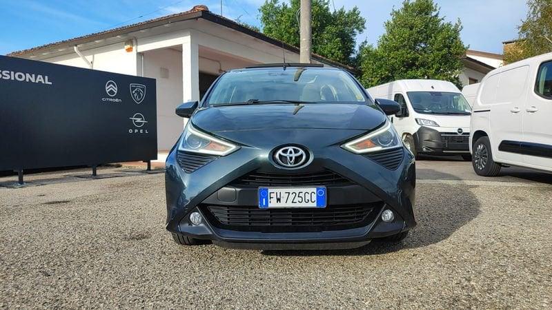 Toyota Aygo Aygo Connect 1.0 VVT-i 72 CV 5 porte x-wave
