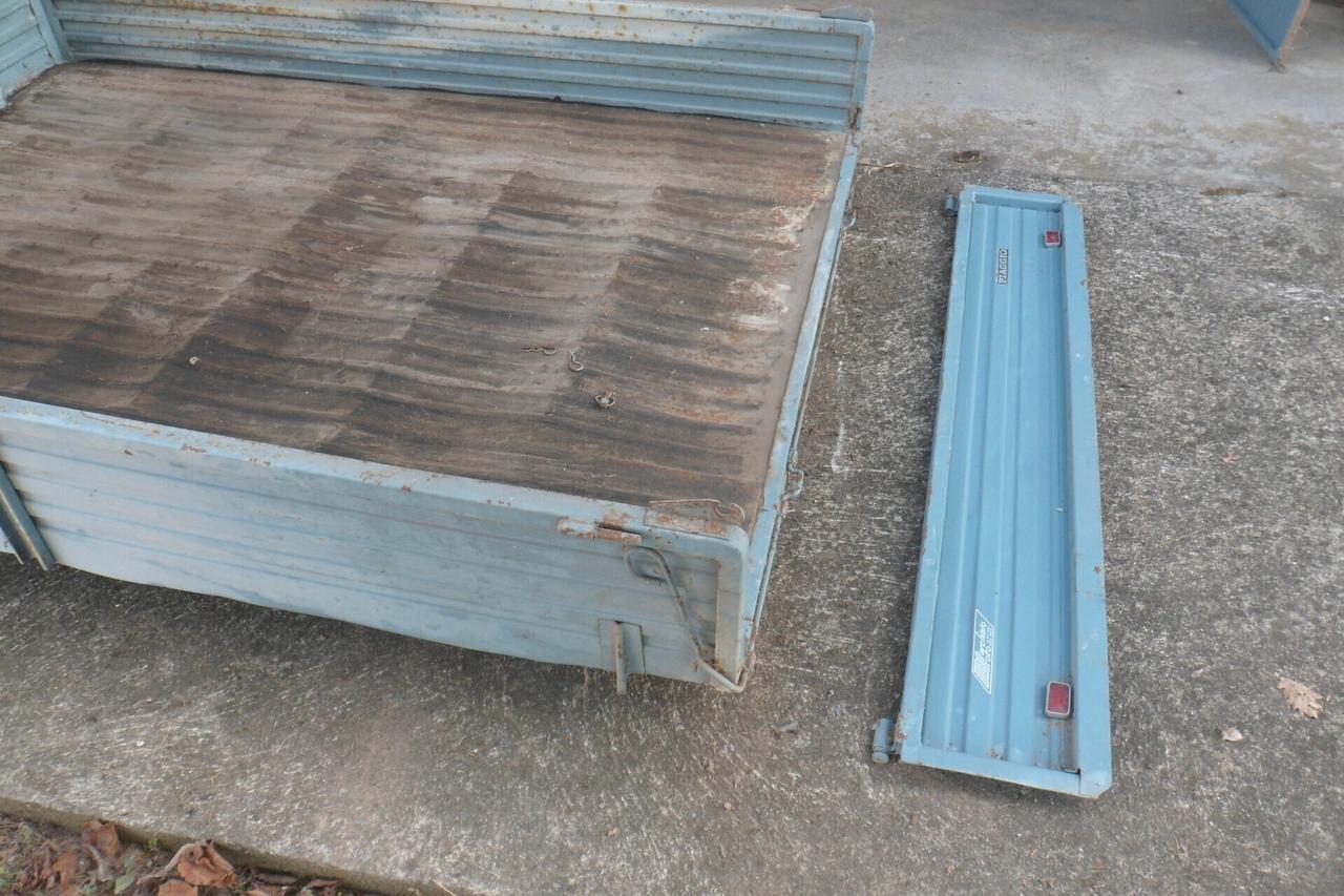 Piaggio Ape car p2/p3 solo cassone ribaltabile con soprasponde