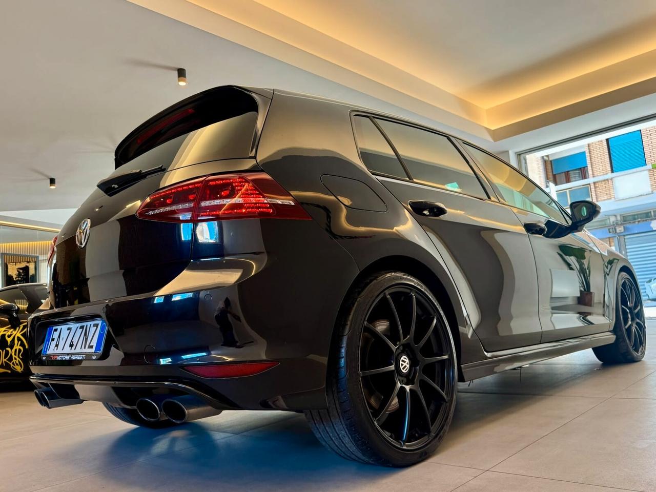 VOLKSWAGEN GOLF **R**7SERIE DSG CAMBIO AUTOMATICO FULL OPTIONAL 300CV