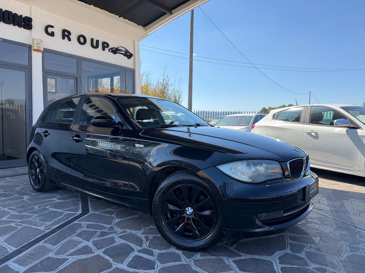 Bmw 116d 5p 2.0 Futura 116cv Total Black okneopatentati