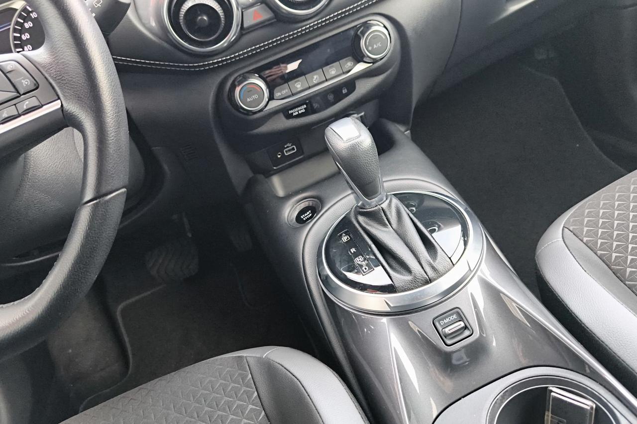 NISSAN Juke 1.6 hev N-Connecta