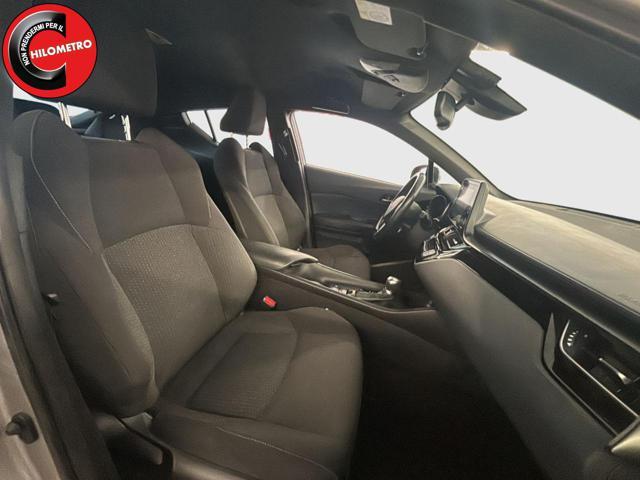 TOYOTA C-HR 1.8 Hybrid E-CVT Business