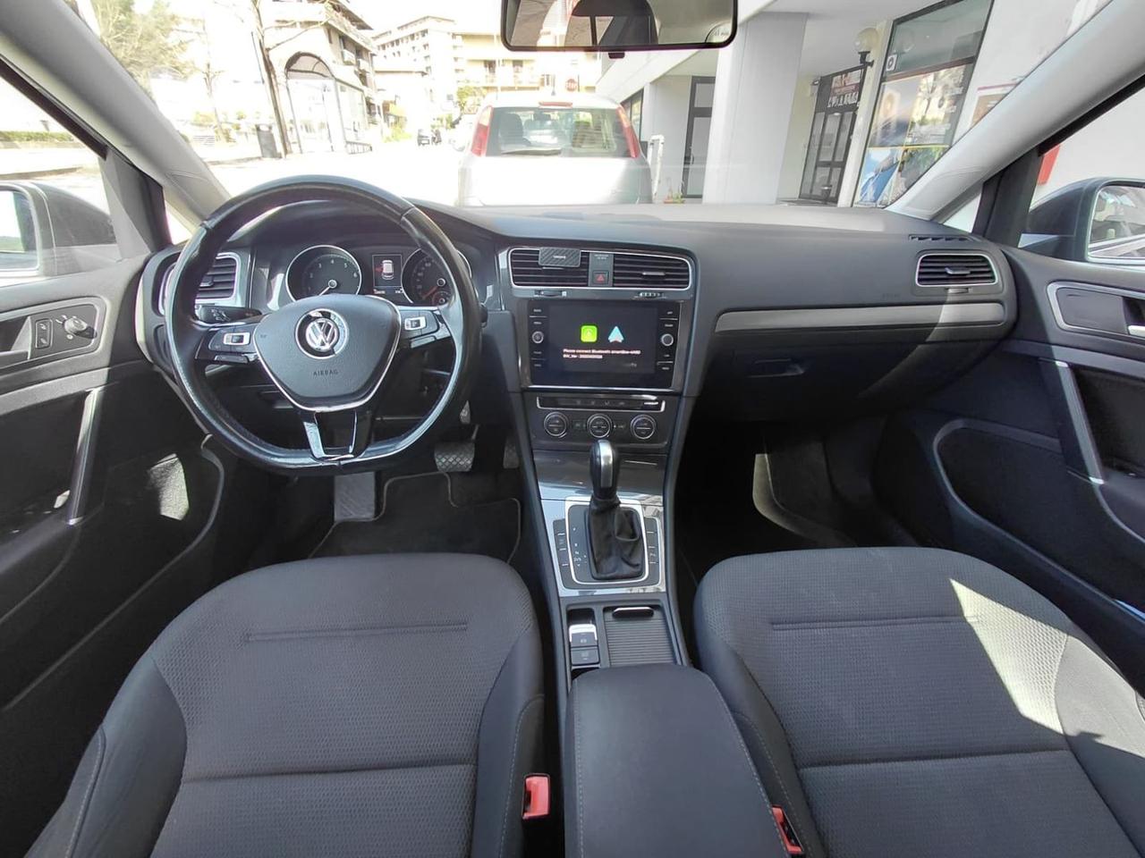 Volkswagen Golf Business 1.5 TGI BlueMotion #10224