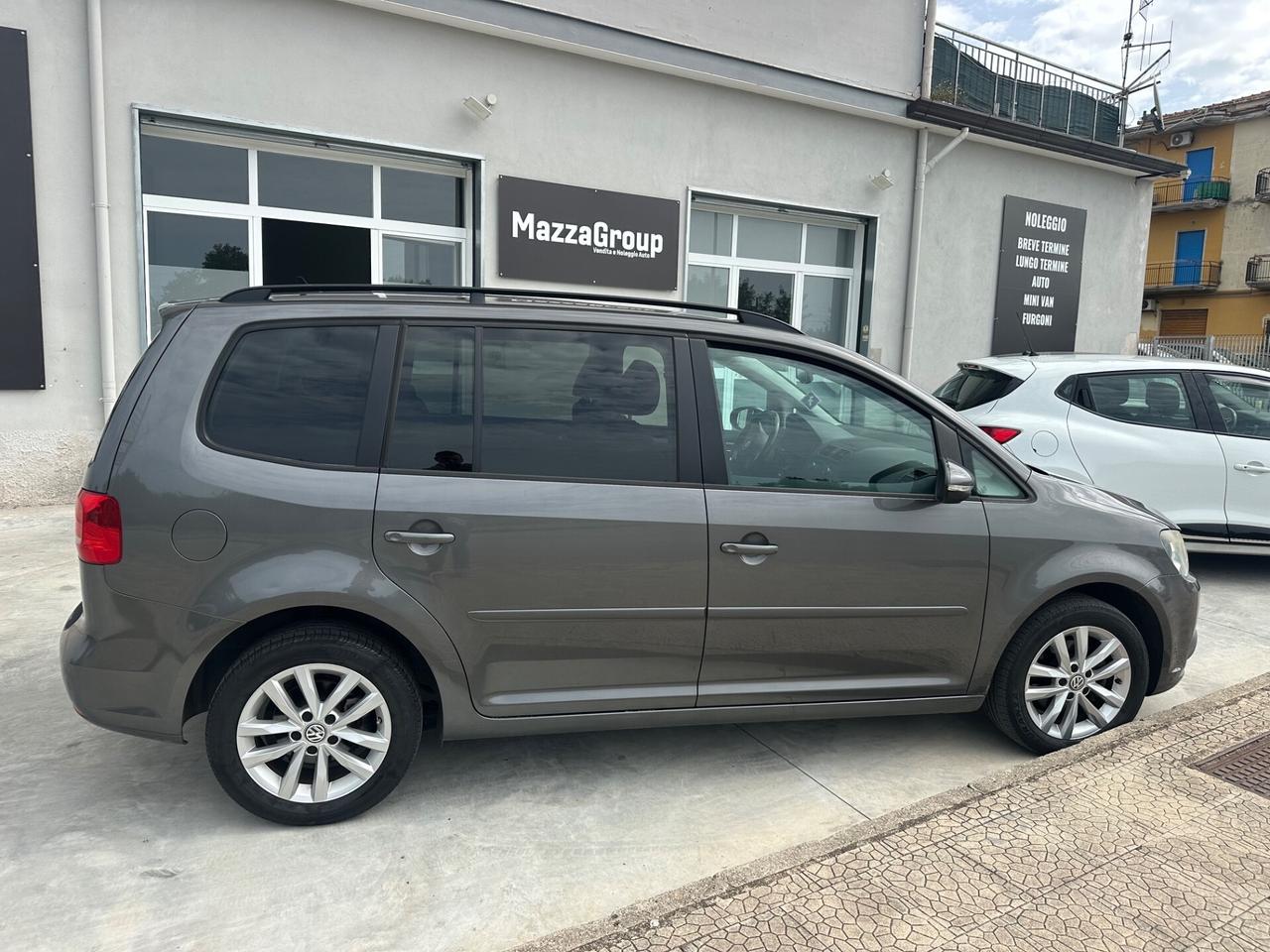 Volkswagen Touran 1.6 TDI DSG Comfortline 7 posti automatico