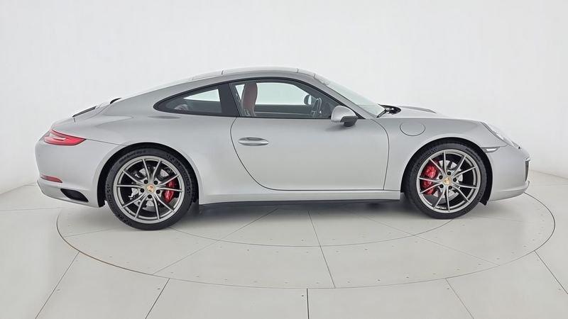 Porsche 911 911 3.0 Carrera 4 Coupé